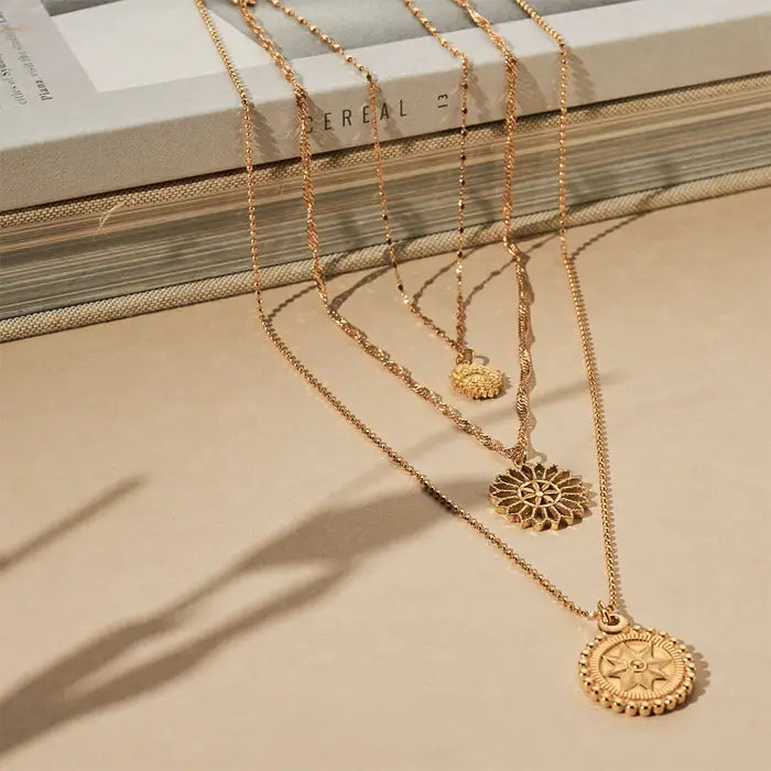 Chlobo Twisted Rope Chain Flower Mandala Necklace