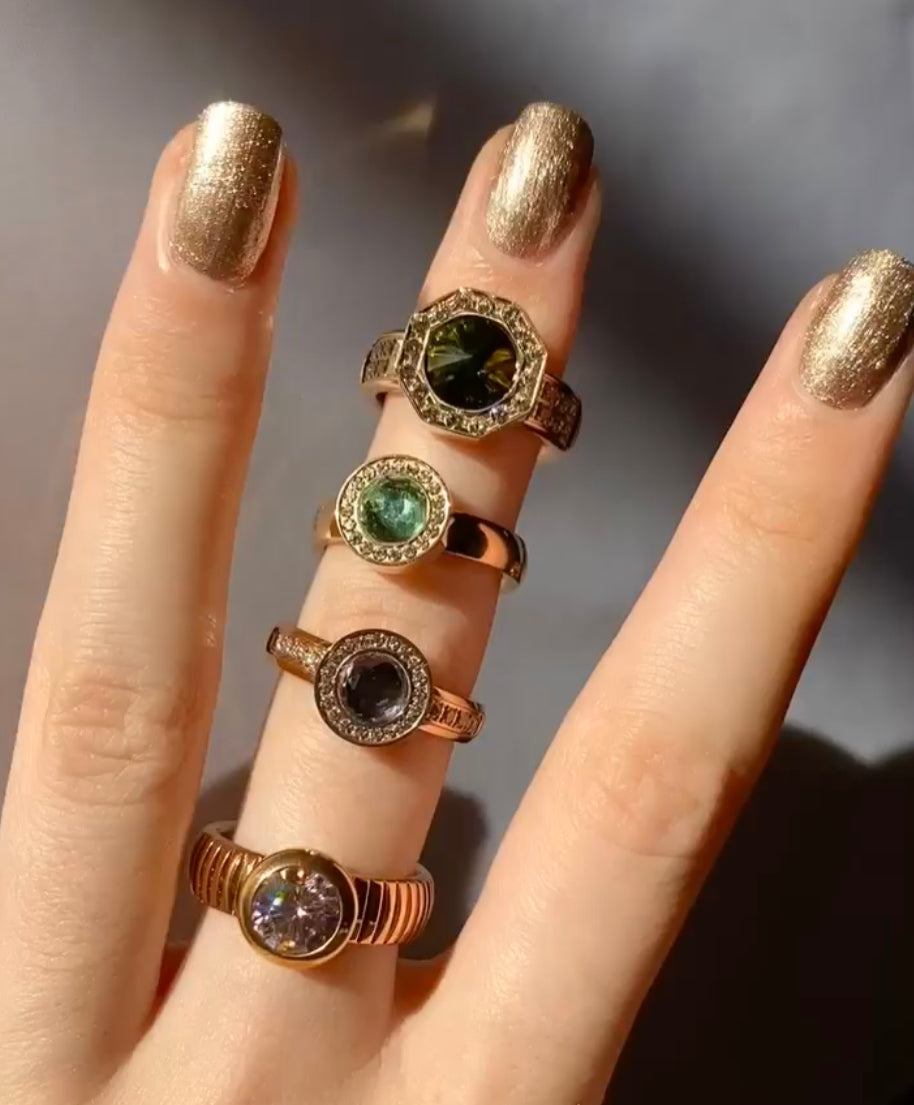MelanO Halo CZ twisted - Chrysolite - silver or Rose gold